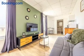 L'Aparté - Rénové - Au coeur de Saint-Maixent-l'École - Image 1
