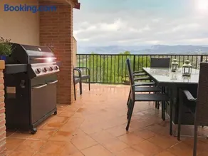 Spacious House in Cretas with Mountain View - Image 2