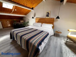Atico de madera Apartamento en Rinlo, RIBADEO - Image 4