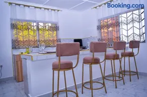Villas - Beach 2 km, Wifi, SmartTV, Parking - by Mango Tree Cottages Kilifi - Image 5
