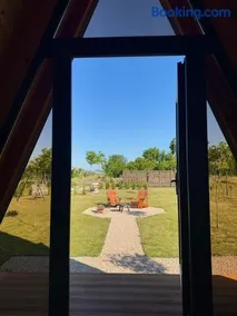 Honey Glamping Resort with jacuzzi - Image 5