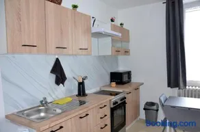AU BORD DE L'EAU studio 1 - Image 1