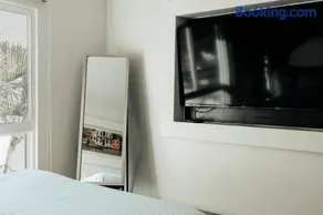 Studio 112 - Stay In Style, Stay Central - Image 1