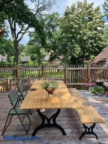 NEU! Alte Schule Jarnsen Oberstübchen mit Balkon - Image 1