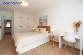 Cozy Beach House - Image 4
