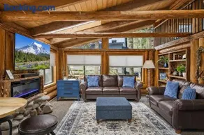 Unique Log cabin at Rainier with Hot Tub-Fast WiFi - Image 1