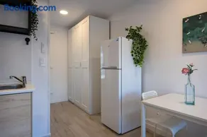 AT056 Renovated studio 15 min from the beach - Image 4