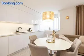 ALURE RESIDENCES 13 & 24h self check-in, fireplace,private parking in front of the apartment building included, new building, green area with meadows and forests - Image 2