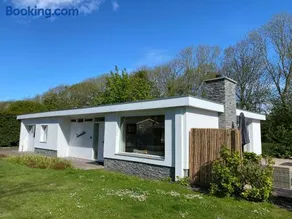 Family bungalow with garden for 6-8 people - Image 2