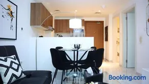 Masdar 1BR Haven - Serene & Stylish Luxury Oasis - Image 4