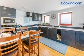 3 Bed in Coverack oc-b31082 - Image 3
