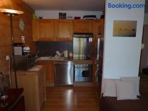 Appartement chaleureux 76m², ski aux pieds, 6 couchages, balcon plein sud, WiFi, garage privé - Image 3