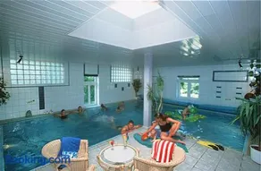 Familienorientierte gemütliche Ferienwohnung mit Terrasse, Grill und Pool | Seeblick - Image 1