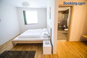 Öregtölgy Apartman - Image 3