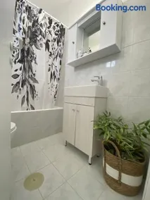 Noufaro rooftop-sea view apartment - Image 1
