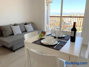 Apartamento con magníficas vistas -WIFI- Aire Acondicionado - Image 5