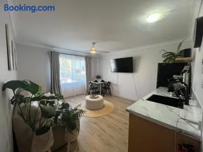 Sussex Gem - Cozy apartment in the heart of Sussex - Image 4