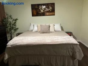 The Diamond Escape , Home in murfreesboro - Image 1