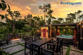 Black Vanilla Luxe Retreat - Sauna, Cold Plunge & Pure Relaxation - Image 1