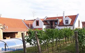Vinařský dvůr Turna - Image 2