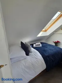 The Fox Apartment LBA - Image 4