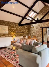 Stable Cottage, Oxfordshire - Image 2