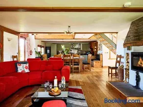 Oak Barn - Image 2