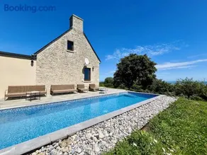 Soleil Levant Exceptional Villa with Pool - Image 3