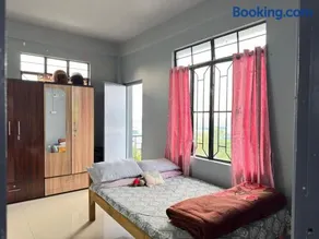 Eli's backpackers Hostel - Image 2