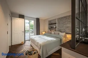 Gaia's Home - Image 4