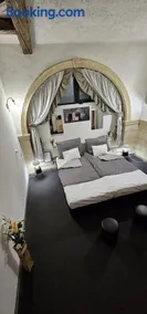 London Hostel - Image 5