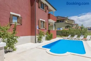 Apartment Iris - Image 2