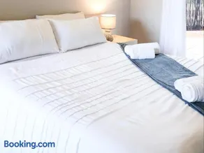 Phomola Guesthouse - Image 2