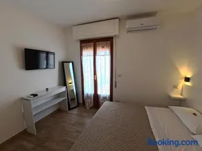 Sunrise Bed and Breakfast - Image 3