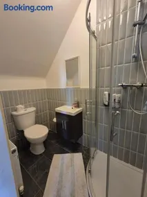 Ballinasloe Guest House in the Heart of the Country - Image 5