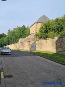 Aux remparts du château - Image 2