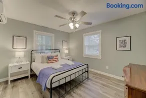 Ft. Jackson Family Abode - Image 4