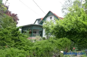 Gyöngy Villa - Image 2