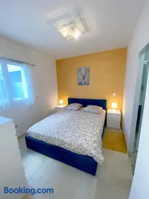 Appartement la plage de la pointe rouge - Image 3