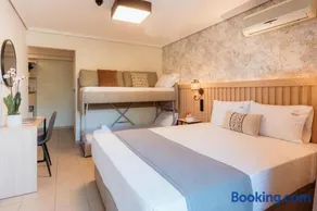 Aqua Beachfront Elegant Hotel - Image 2