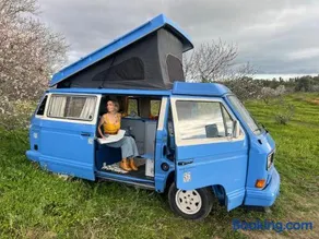 rent a campervan vw t3 azul in Algarve Portugal - Image 1