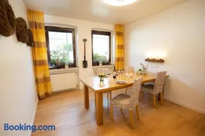 Appartamento con giardino, griglia e terrazza - Image 2