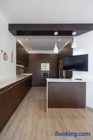 Casa Potelos by Concept Flats - Image 3