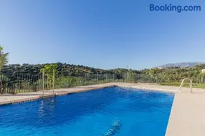 Winter Deal Luxury Apartment with Terrace Mountain Views Near Beach - Image 2