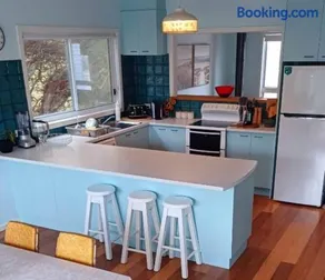 Ocean Blue - Linen, WiFi and Pet Friendly - Image 3