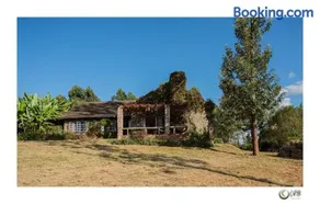 Nyeri 4BR Farmhouse Retreat Valley Views - Image 3