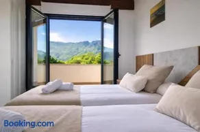 Casa Llanes con Jardín y Vistas – Mar y Cuera - Image 3