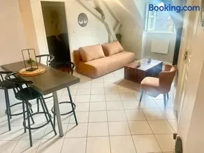 Appartement t3 en plein centre Ville Haute - Image 1