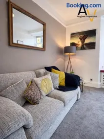 Modern 2-Bed Apartment in Heart of Church Stretton by AV Hughes Properties - Image 3