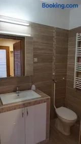 Chloe Apartman - Image 4